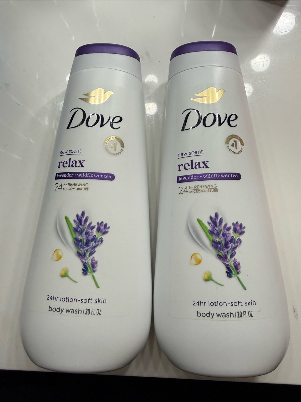 Dove Relax Lavender + Wildflower Tea Body Wash - White